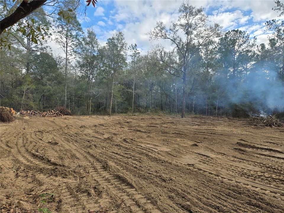 Active With Contract: $23,500 (1.00 acres)