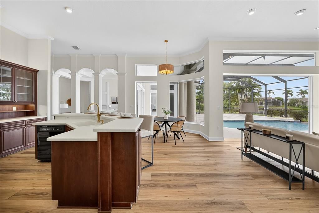 En Venta: $839,000 (4 camas, 4 baños, 4486 Pies cuadrados)