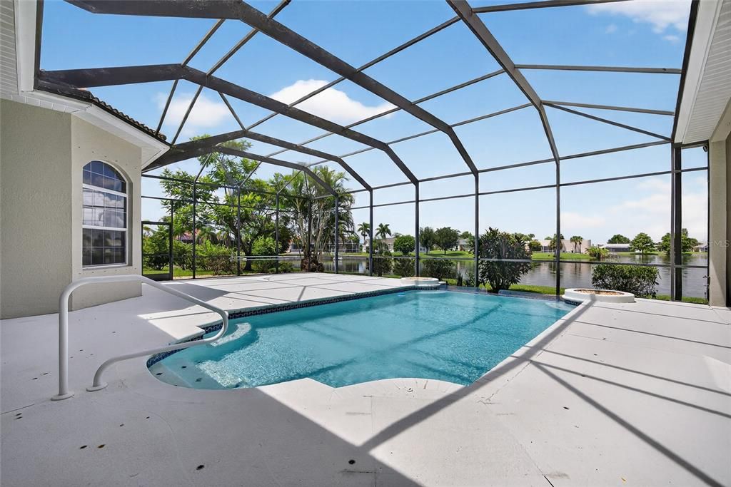 En Venta: $839,000 (4 camas, 4 baños, 4486 Pies cuadrados)