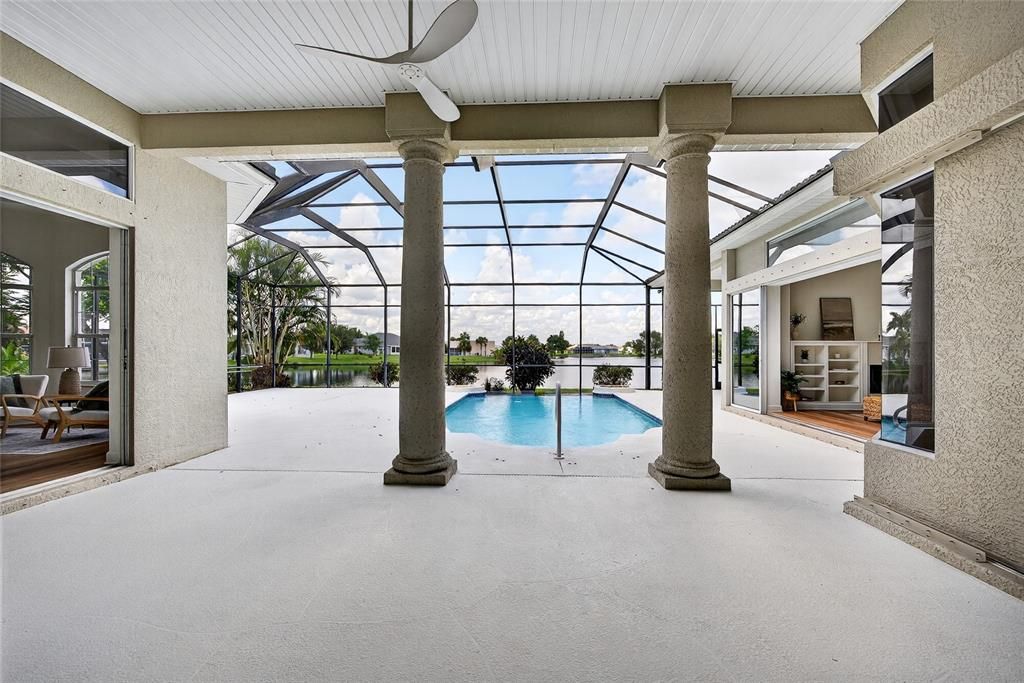 En Venta: $839,000 (4 camas, 4 baños, 4486 Pies cuadrados)