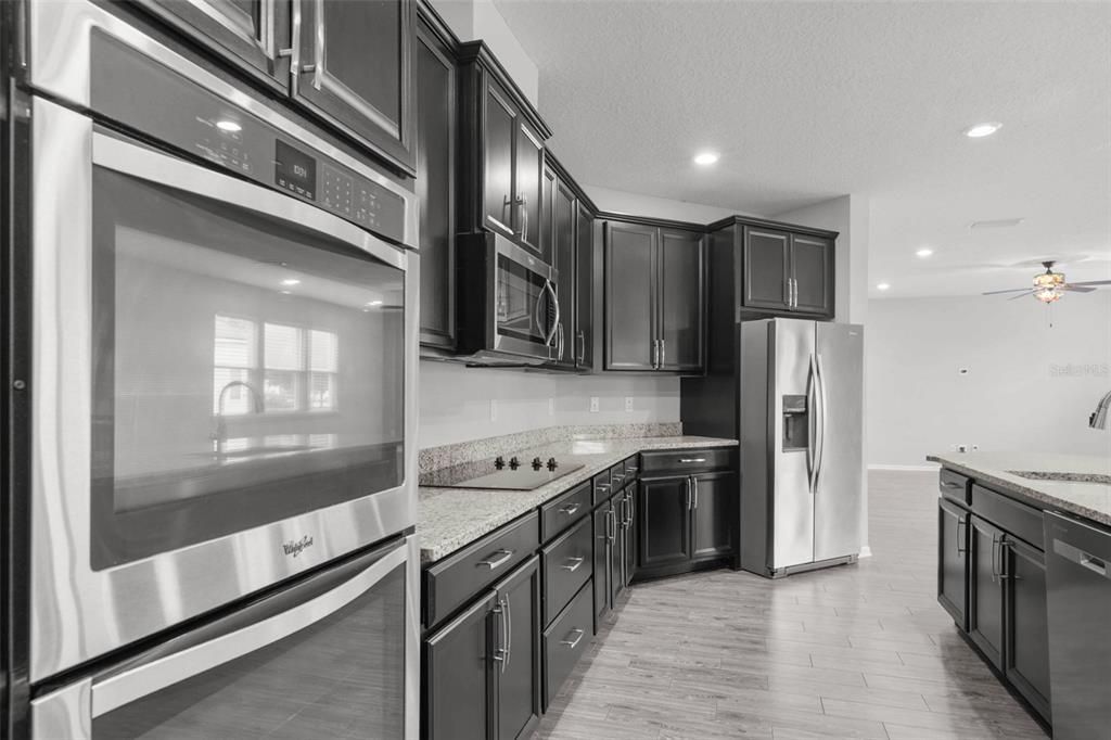 На продажу: $589,000 (5 спален, 3 ванн, 3042 Квадратных фут)