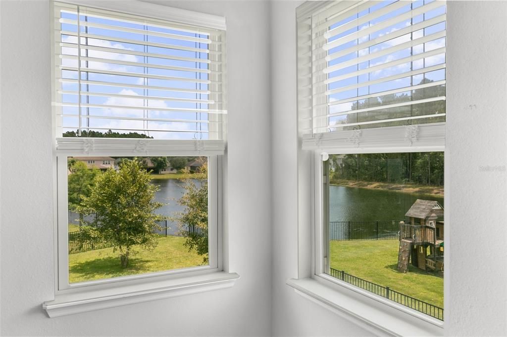 На продажу: $589,000 (5 спален, 3 ванн, 3042 Квадратных фут)