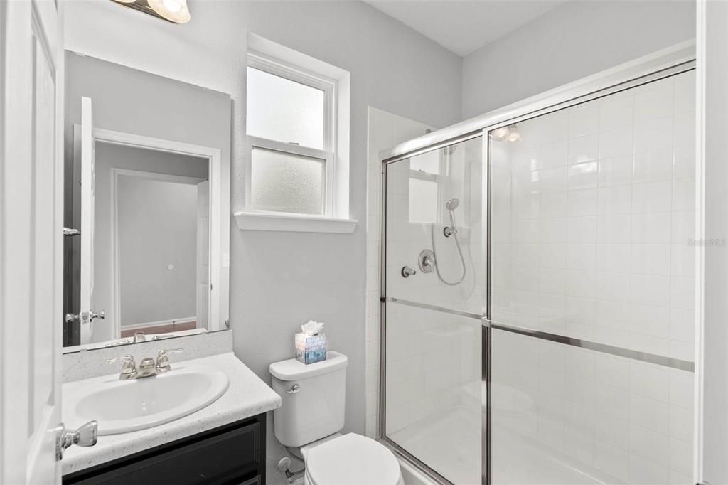 На продажу: $589,000 (5 спален, 3 ванн, 3042 Квадратных фут)