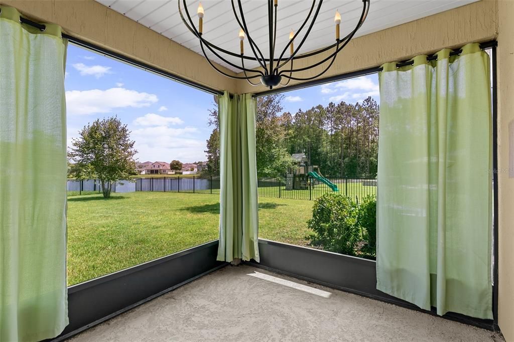 На продажу: $589,000 (5 спален, 3 ванн, 3042 Квадратных фут)