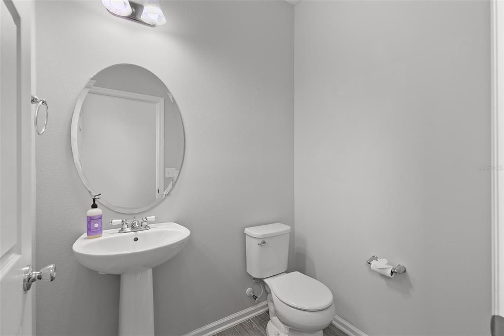 На продажу: $589,000 (5 спален, 3 ванн, 3042 Квадратных фут)