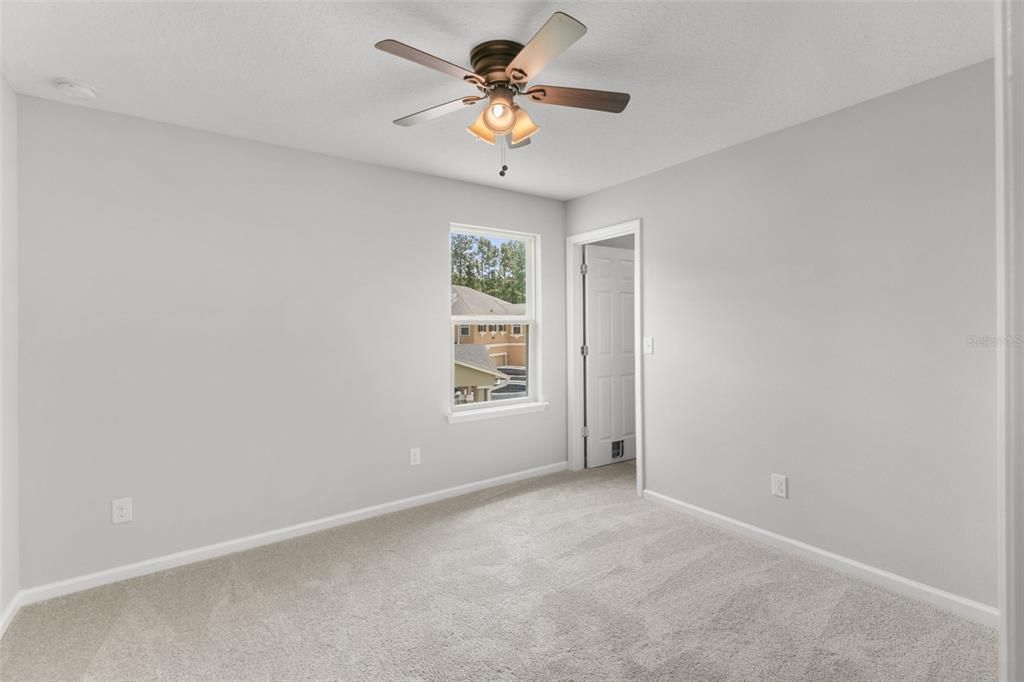 На продажу: $589,000 (5 спален, 3 ванн, 3042 Квадратных фут)