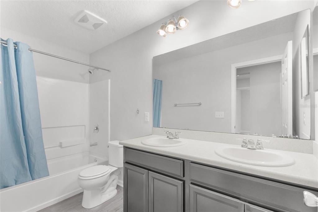 На продажу: $589,000 (5 спален, 3 ванн, 3042 Квадратных фут)