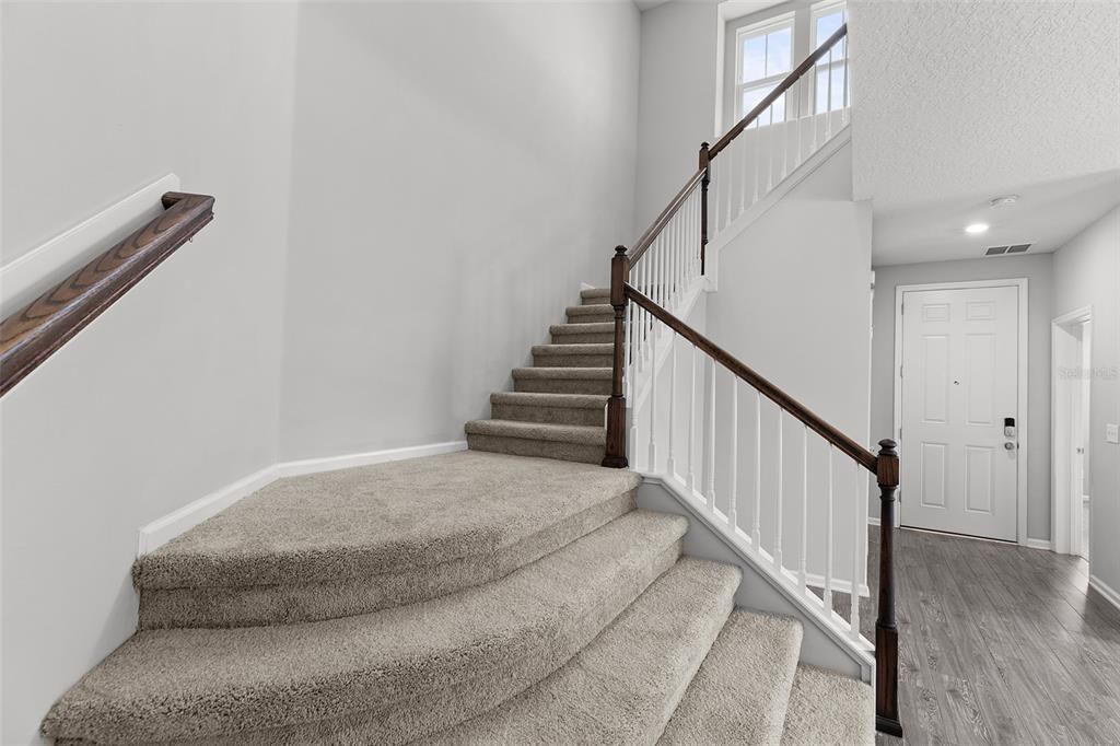 На продажу: $589,000 (5 спален, 3 ванн, 3042 Квадратных фут)