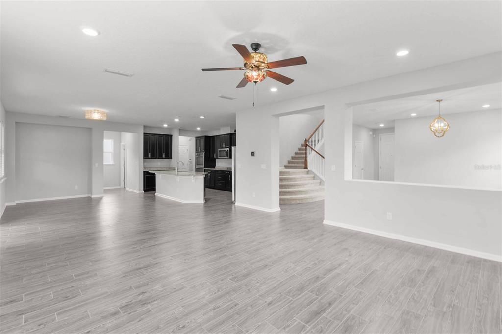 На продажу: $589,000 (5 спален, 3 ванн, 3042 Квадратных фут)