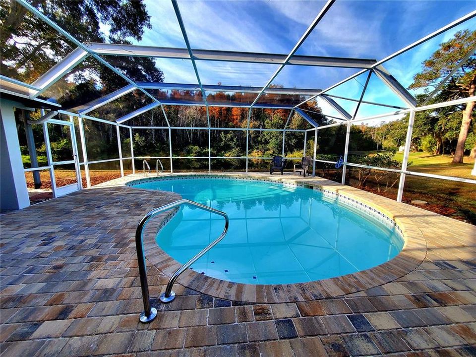 For Sale: $684,900 (4 beds, 2 baths, 2402 Square Feet)