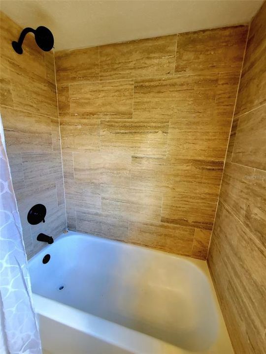 For Sale: $684,900 (4 beds, 2 baths, 2402 Square Feet)