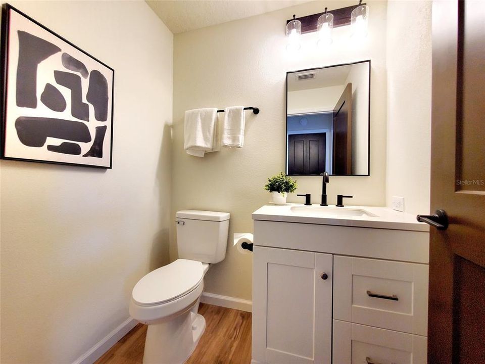 For Sale: $684,900 (4 beds, 2 baths, 2402 Square Feet)