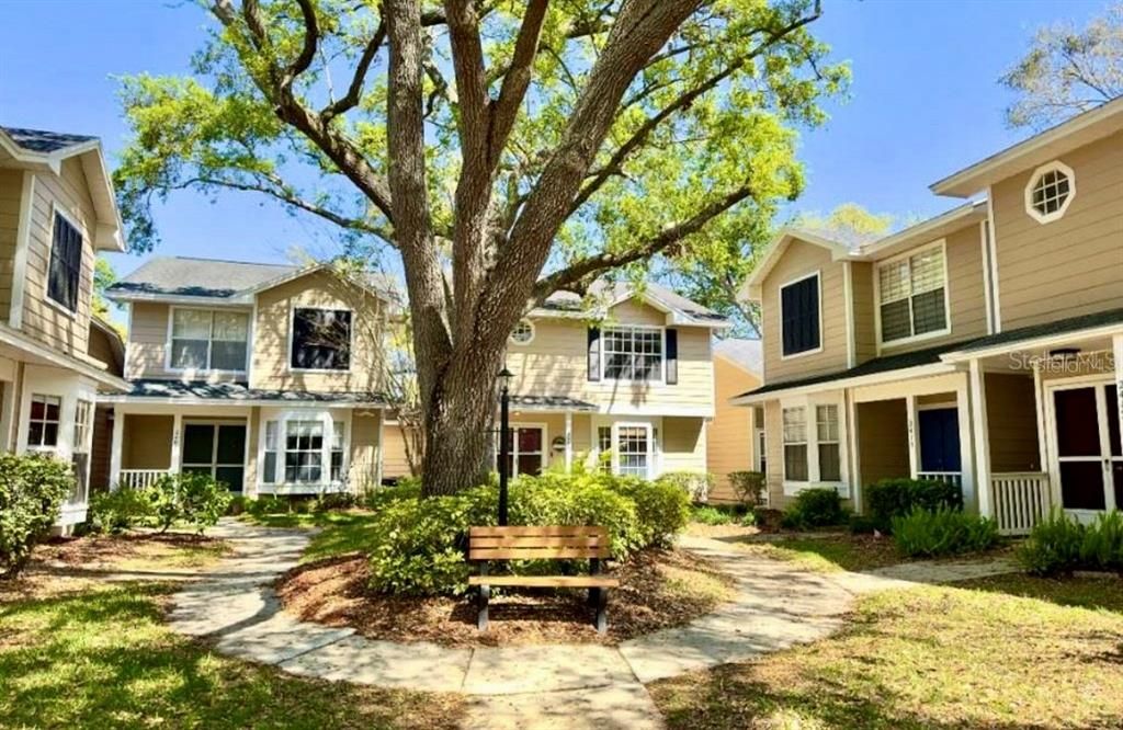 Recently Sold: $325,000 (3 beds, 3 baths, 1600 Square Feet)