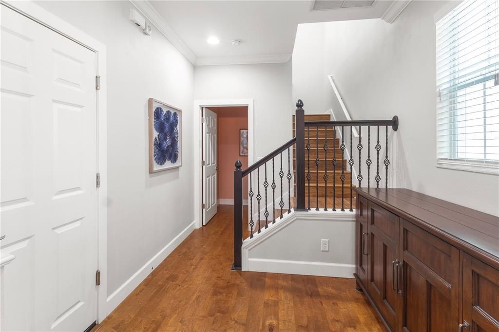 Active With Contract: $2,495 (3 beds, 2 baths, 1452 Square Feet)