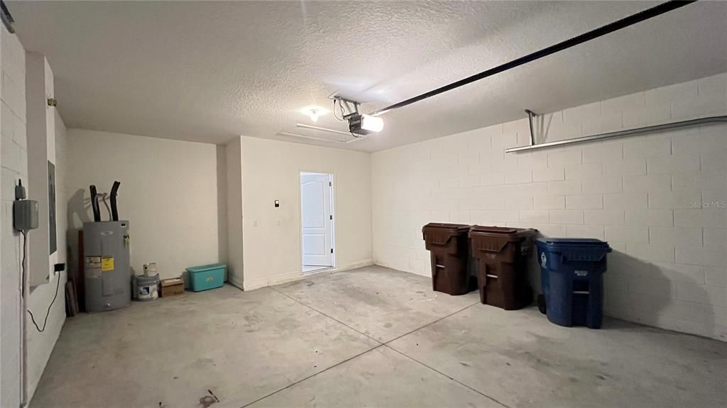 Active With Contract: $1,795 (4 beds, 2 baths, 1501 Square Feet)