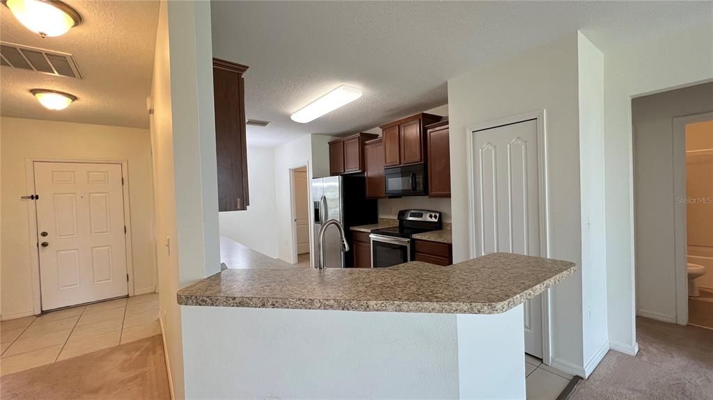 Active With Contract: $1,795 (4 beds, 2 baths, 1501 Square Feet)