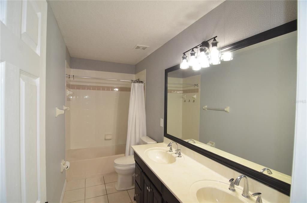 Active With Contract: $540,000 (5 beds, 3 baths, 3038 Square Feet)