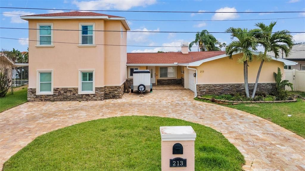 En Venta: $1,999,000 (3 camas, 3 baños, 3124 Pies cuadrados)