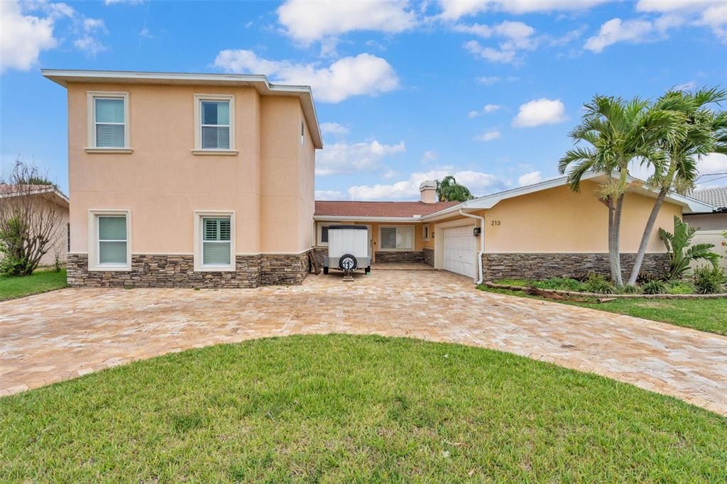 En Venta: $1,999,000 (3 camas, 3 baños, 3124 Pies cuadrados)