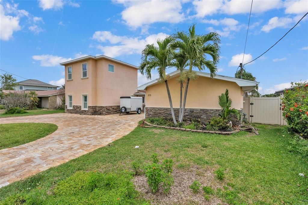 En Venta: $1,999,000 (3 camas, 3 baños, 3124 Pies cuadrados)