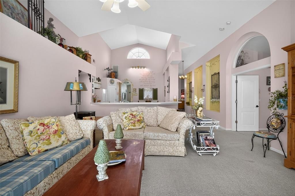 For Sale: $549,000 (4 beds, 3 baths, 2556 Square Feet)