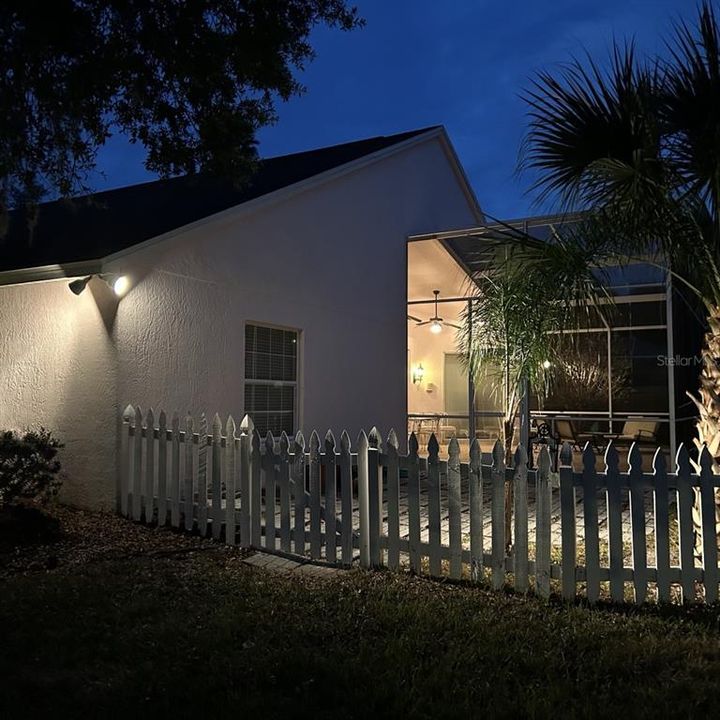 For Sale: $549,000 (4 beds, 3 baths, 2556 Square Feet)