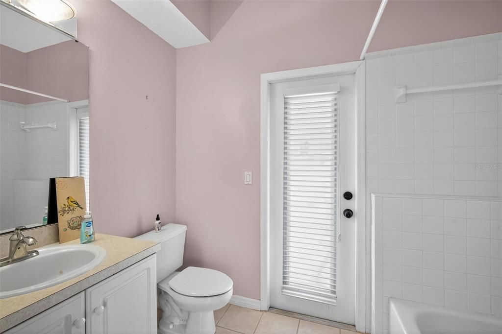 For Sale: $549,000 (4 beds, 3 baths, 2556 Square Feet)