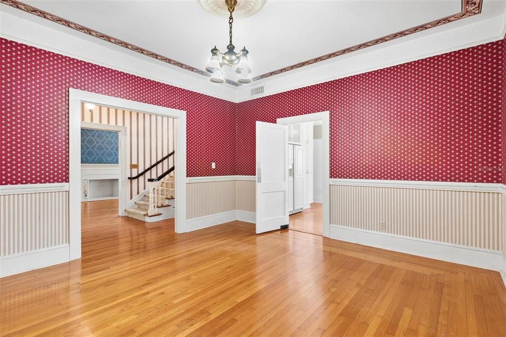 На продажу: $599,000 (4 спален, 2 ванн, 2658 Квадратных фут)