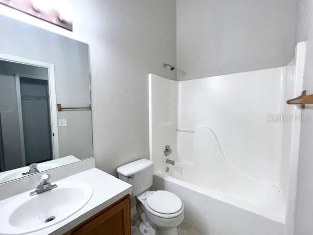 出租: $1,999 (3 贝兹, 2 浴室, 1350 平方英尺)