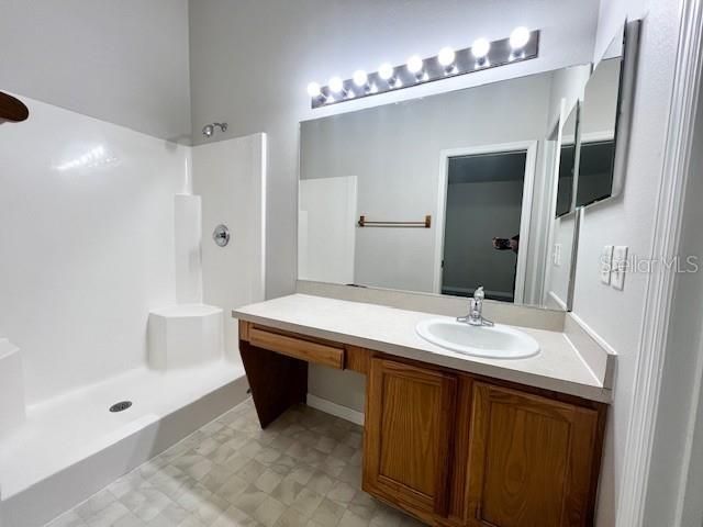 出租: $1,999 (3 贝兹, 2 浴室, 1350 平方英尺)