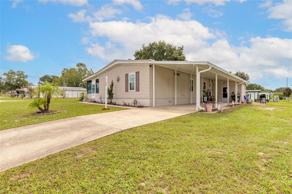 Под контрактом: $230,000 (3 спален, 2 ванн, 1104 Квадратных фут)