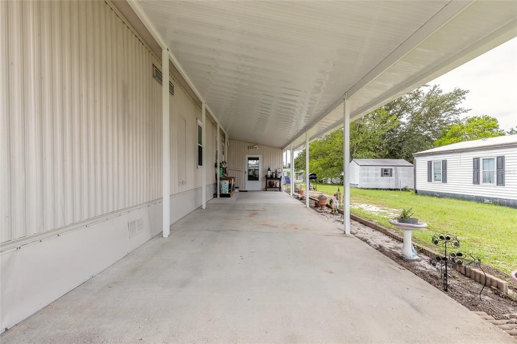 Под контрактом: $230,000 (3 спален, 2 ванн, 1104 Квадратных фут)