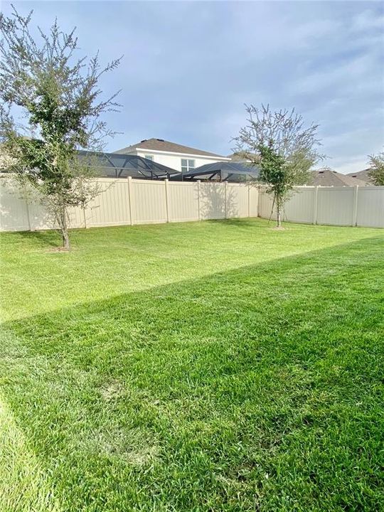 合同活跃: $2,100 (4 贝兹, 2 浴室, 1504 平方英尺)