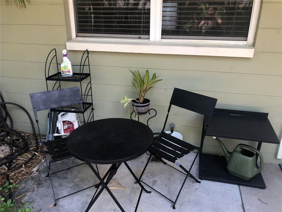 Active With Contract: $2,000 (2 beds, 1 baths, 1134 Square Feet)