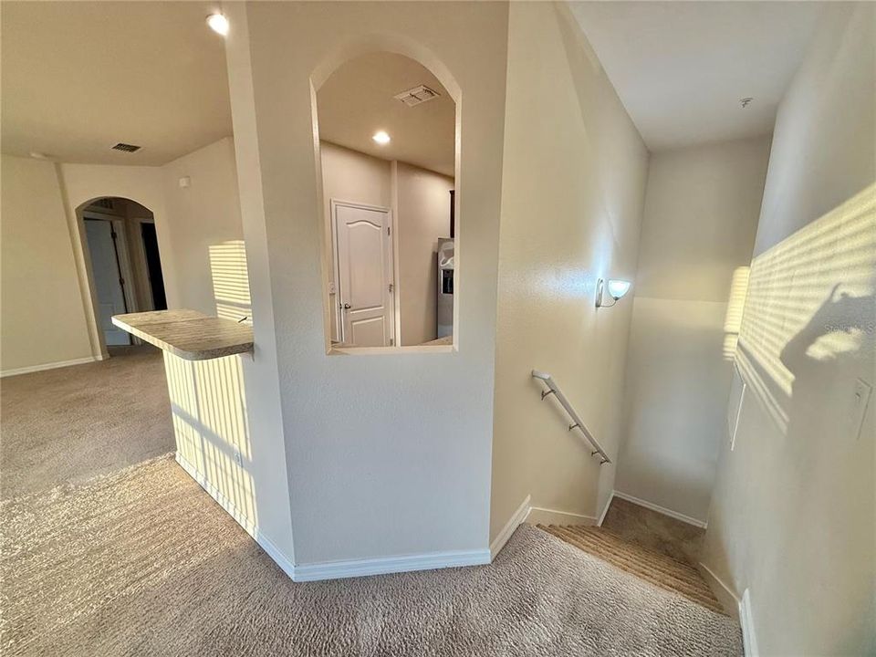 Activo con contrato: $1,900 (2 camas, 2 baños, 1200 Pies cuadrados)