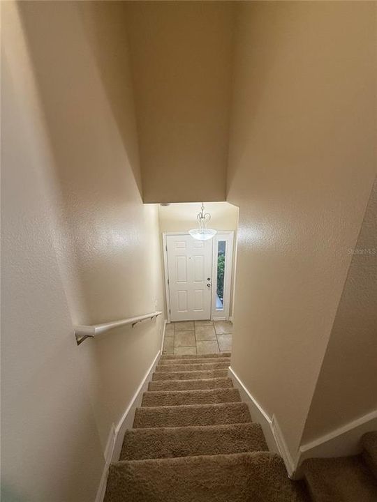 Activo con contrato: $1,900 (2 camas, 2 baños, 1200 Pies cuadrados)