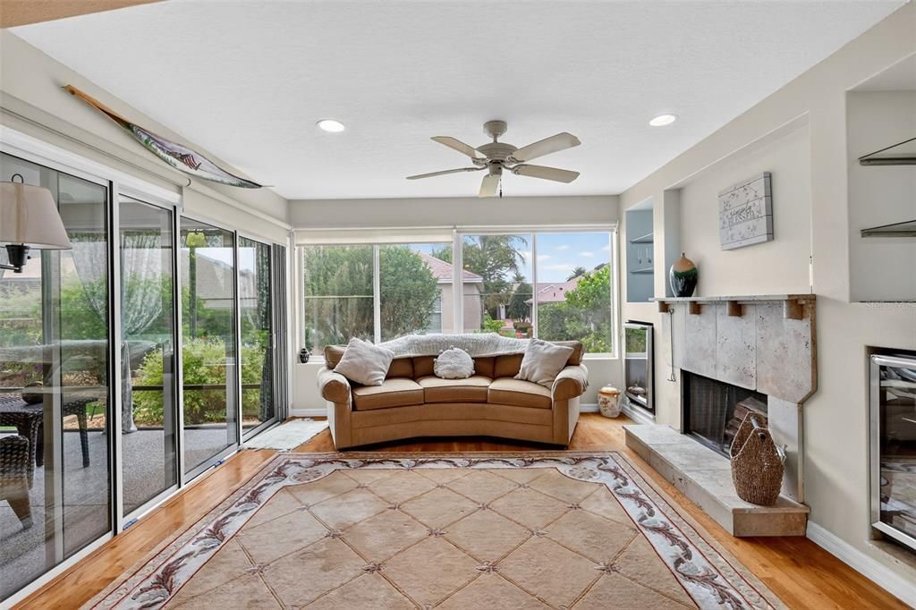 Active With Contract: $550,000 (4 beds, 2 baths, 2202 Square Feet)