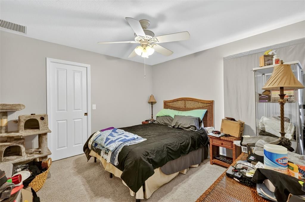 Active With Contract: $550,000 (4 beds, 2 baths, 2202 Square Feet)