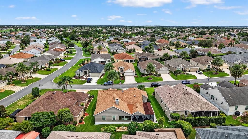 Active With Contract: $550,000 (4 beds, 2 baths, 2202 Square Feet)