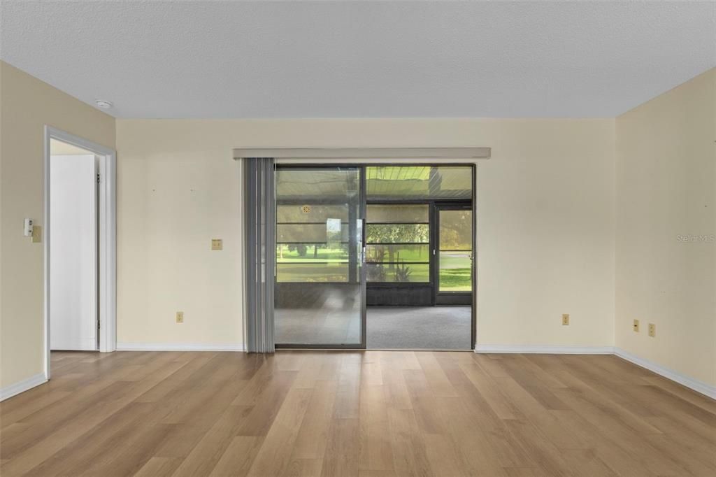 待售: $279,900 (2 贝兹, 2 浴室, 1608 平方英尺)