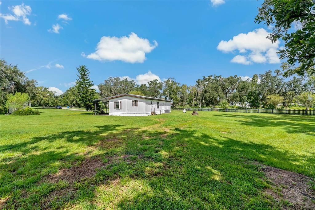 For Sale: $229,900 (3 beds, 2 baths, 1344 Square Feet)