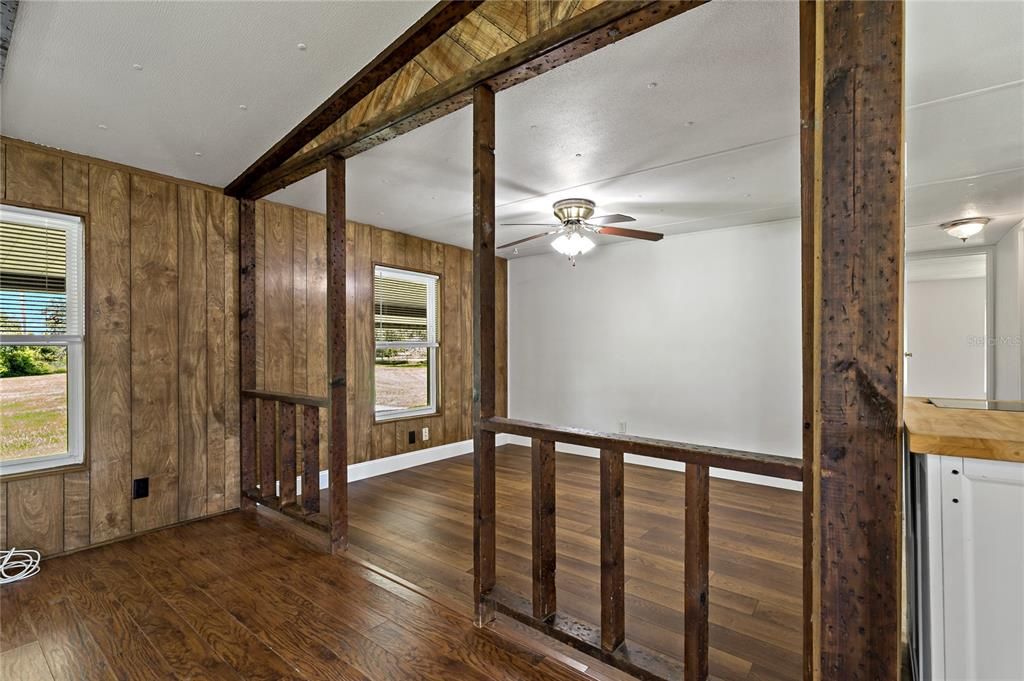 For Sale: $229,900 (3 beds, 2 baths, 1344 Square Feet)