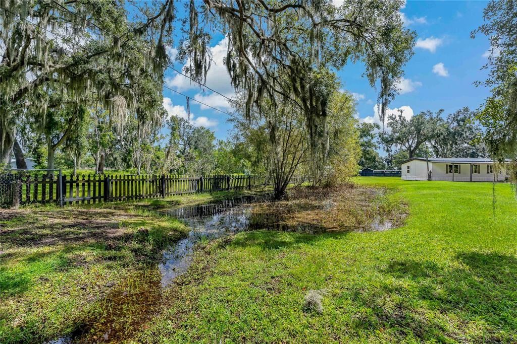 For Sale: $229,900 (3 beds, 2 baths, 1344 Square Feet)