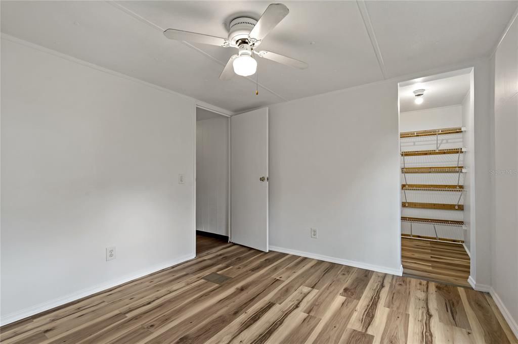 For Sale: $229,900 (3 beds, 2 baths, 1344 Square Feet)