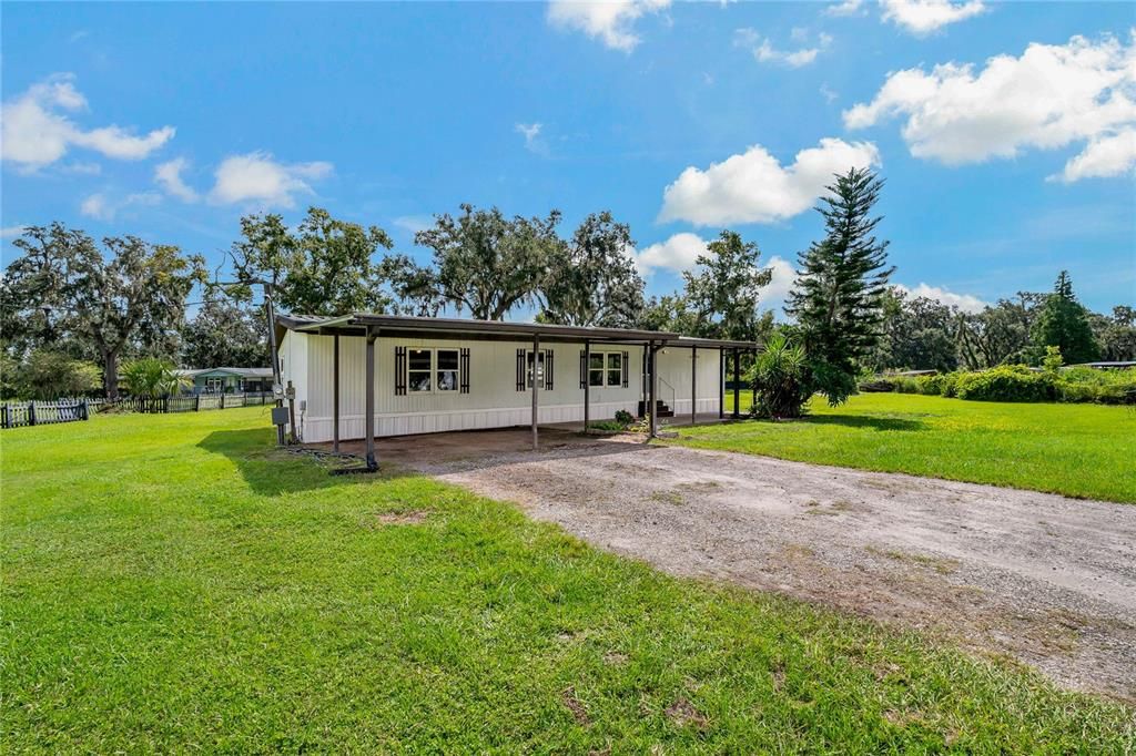 For Sale: $229,900 (3 beds, 2 baths, 1344 Square Feet)