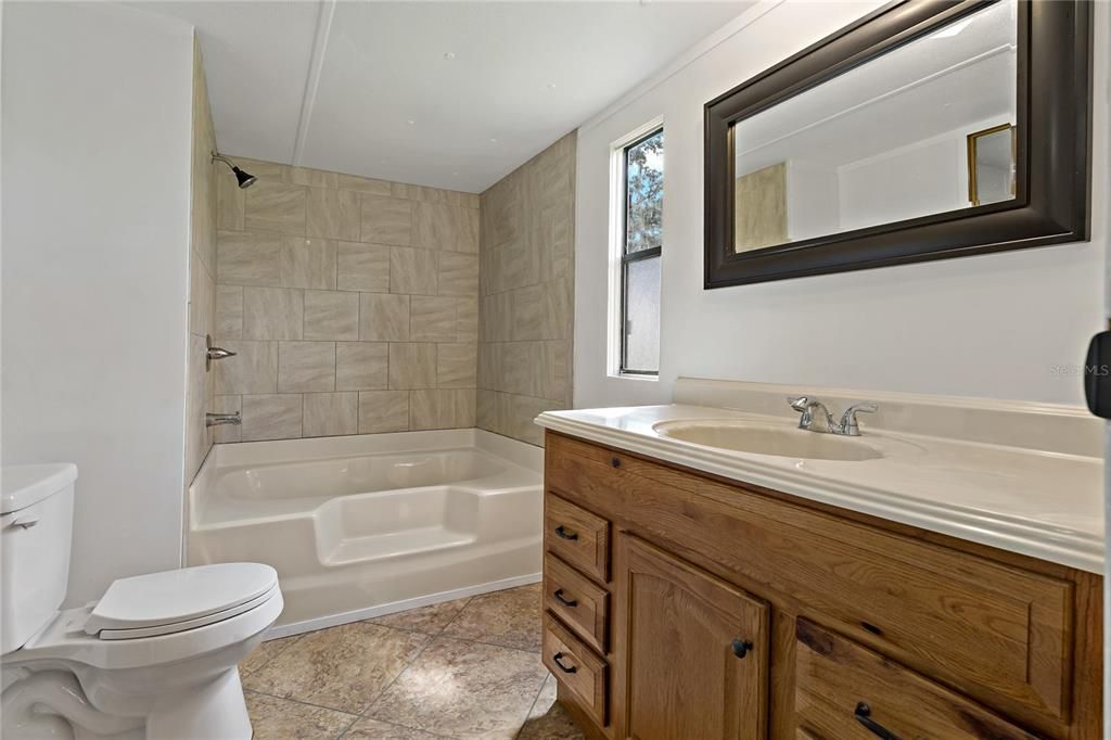 For Sale: $229,900 (3 beds, 2 baths, 1344 Square Feet)