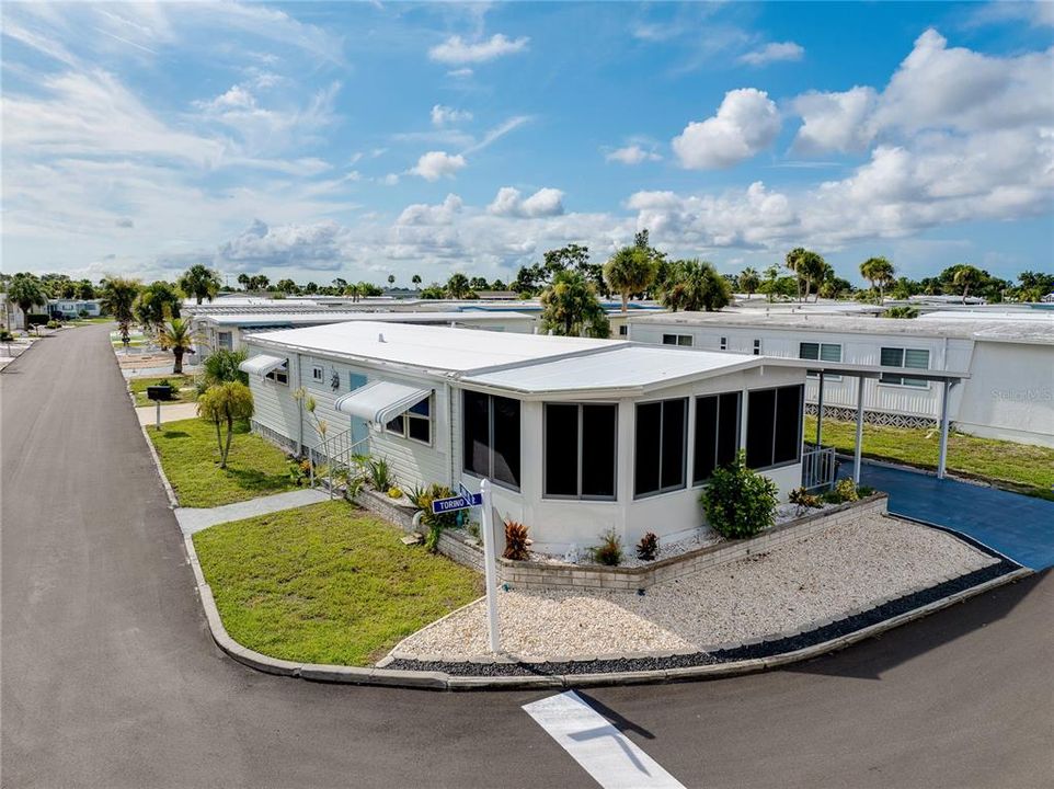 Activo con contrato: $170,000 (2 camas, 2 baños, 984 Pies cuadrados)