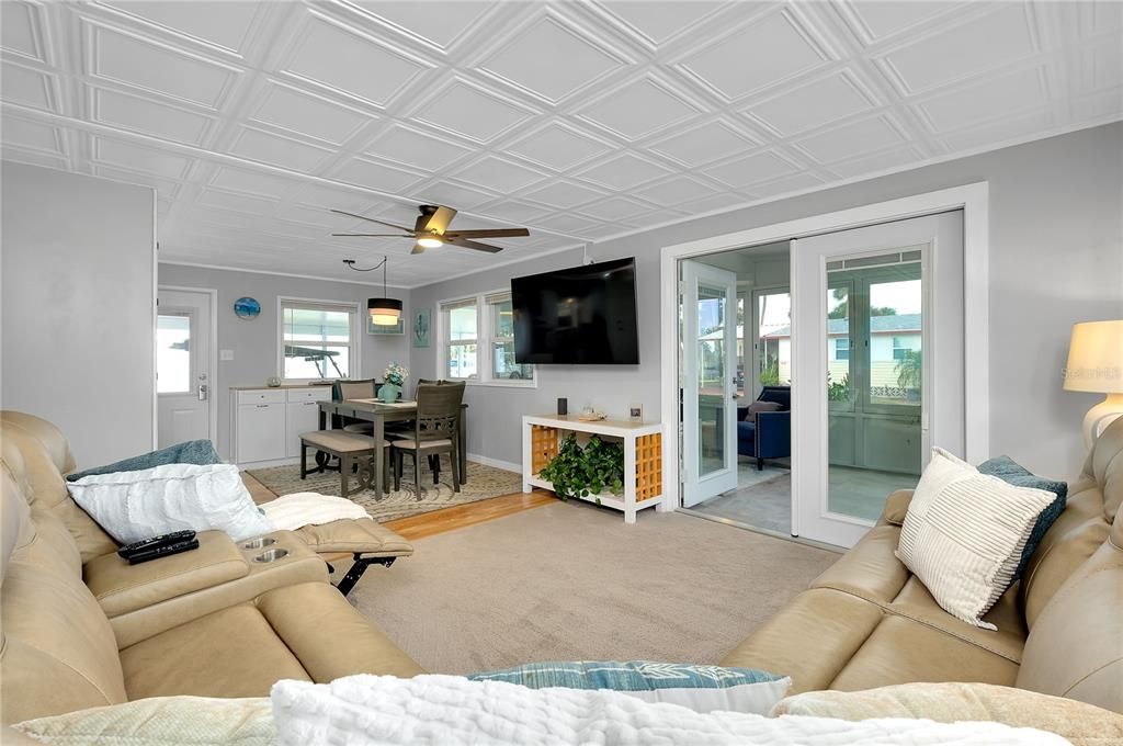 Activo con contrato: $170,000 (2 camas, 2 baños, 984 Pies cuadrados)