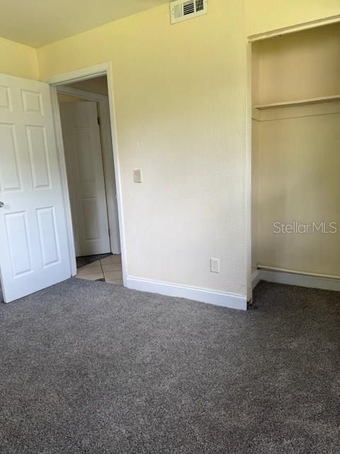 Active With Contract: $225,000 (3 beds, 1 baths, 914 Square Feet)