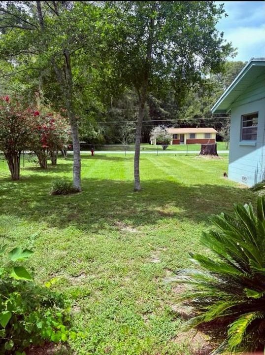 Active With Contract: $154,900 (2 beds, 1 baths, 962 Square Feet)